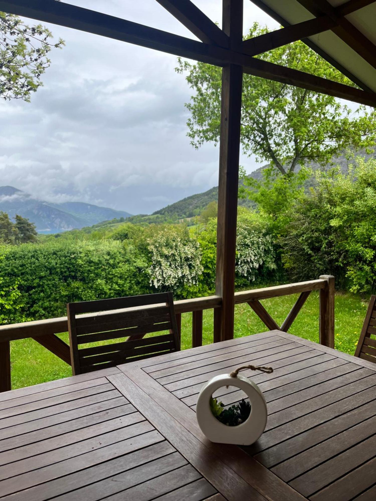 Village De Chalets Et Camping La Pierre De L'Aigle La Breole Екстер'єр фото